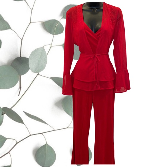 Red 3-piece pants outfit! - Picture 3 of 6